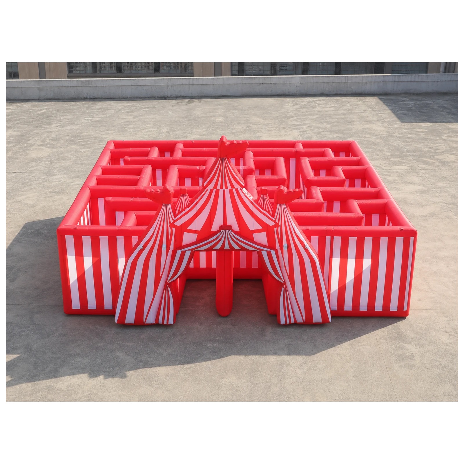 Grand labyrinthe gonflable rou - Kids Outdoor Venues avis et prix
