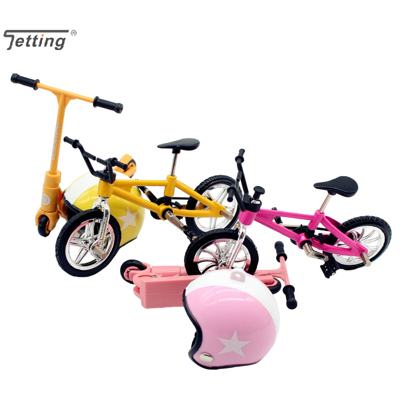 Simulation de casque de scoote - Kids Outdoor Doll House avis et prix